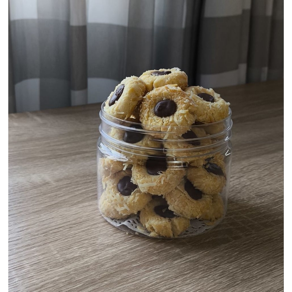 

Cheese thumbprint hazelnut
