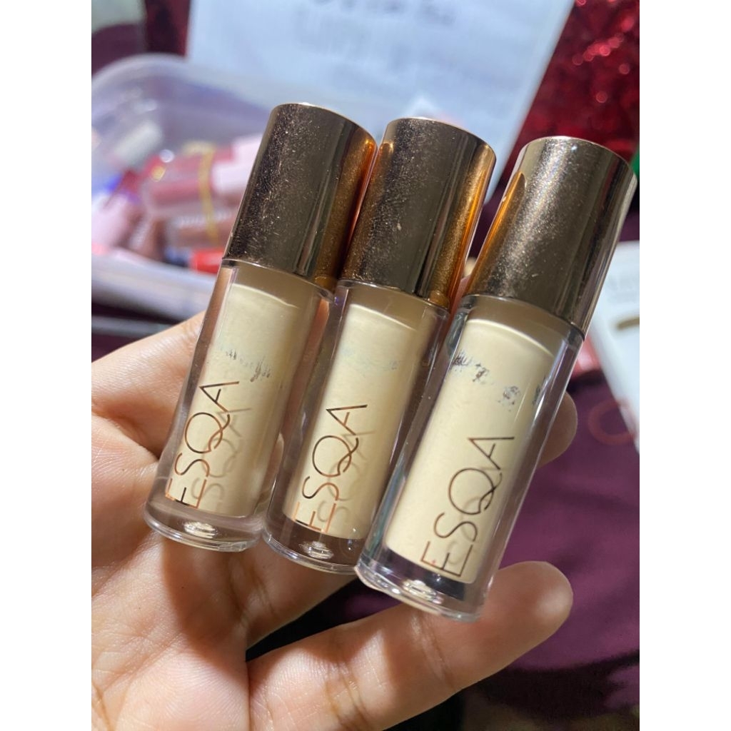 Esqa concealer