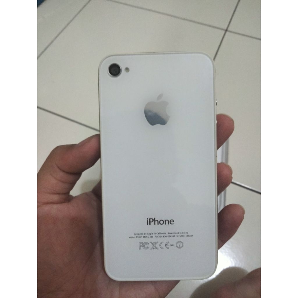 Jual hp second iPhone 4s minus charger
