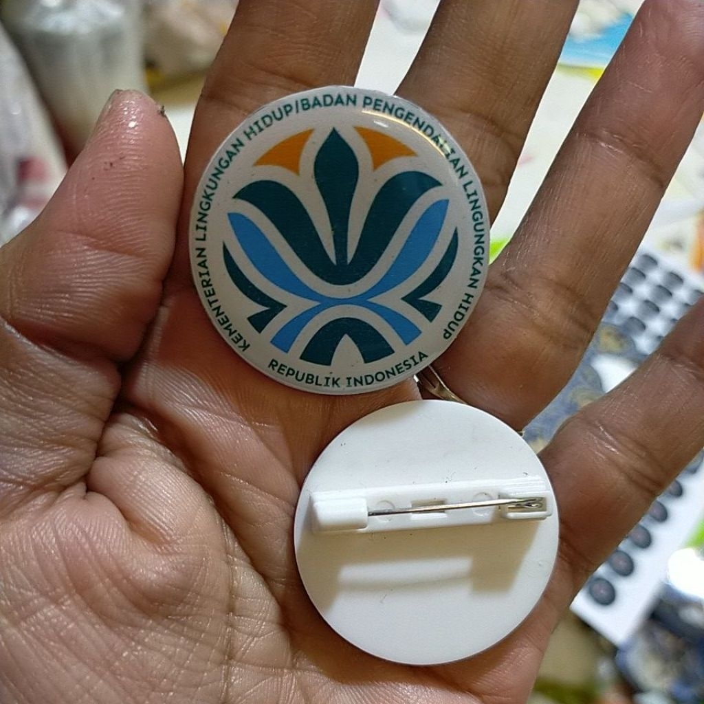 pin lencana Lingkungan hidup/badan pengendalian lingkungan hidup RI Terbaru