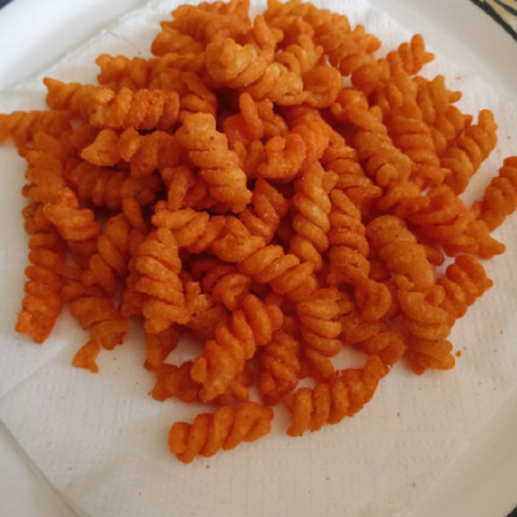 

Makaroni Spiral Uril Renyah Glamour Pedas 1000gram