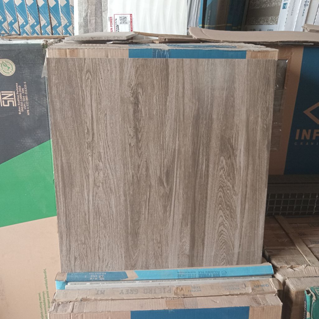 Granit Corak Kayu warna Coklat Susu 60x60 Akasia brown (CHAT ADMIN/BACA DESKRIPSI SEBELUM MEMBELI)