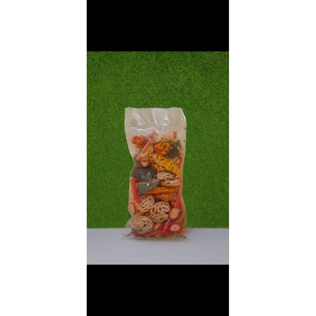 

Krupuk seblak rafael 150g
