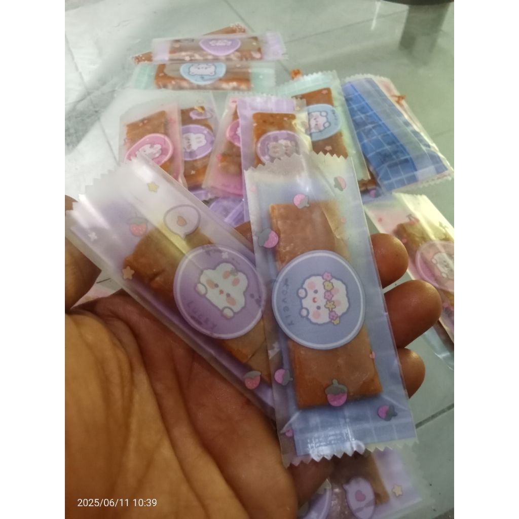 

Permen Kacang/coconut Candy