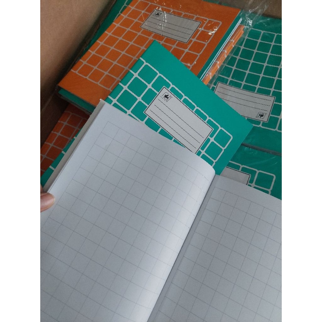 

Buku Petak Besar 30 lbr Std