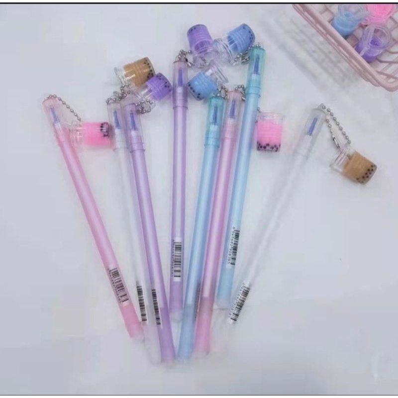 

Pulpen Hitam Gel Gantungan Gelas Boba Drinking RANDOM Pen Gel MilkTea Cute Bolpen