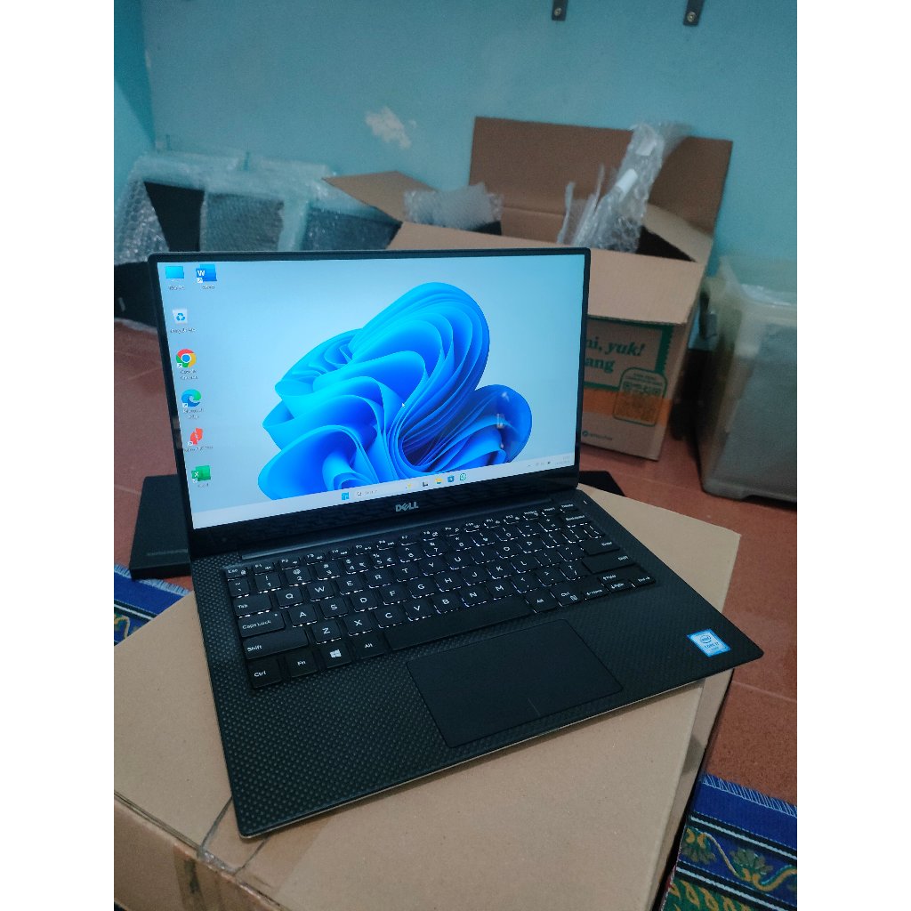 Laptop Second Atau Bekas Murah DELL XPS 13 9350 TOUCHSCREEN I7 NVME 512GB