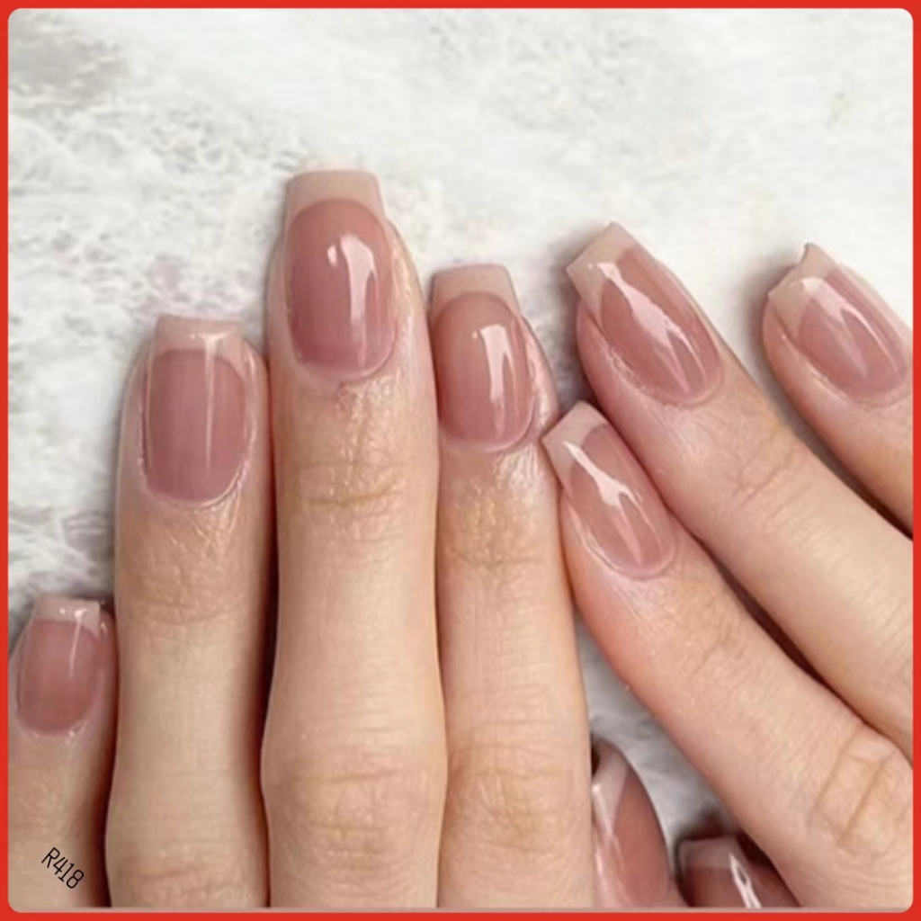 24pcs Kuku Palsu Kuku Pendek French Nail Kuku Palsu Panjang