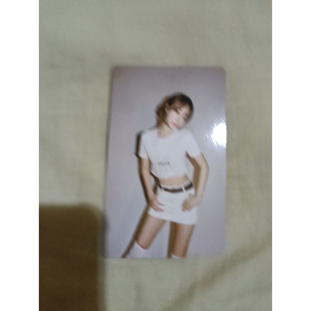 photocard Le Sserafim Chaewon