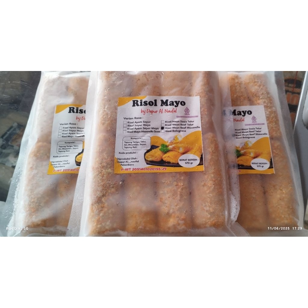 

risol mayo isi bervarian rasa akan dikirim sesuai stok yg ada tidak bisa pilih varian isi yg pasti semua enaak