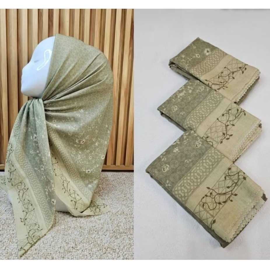 HIJAB SEGI EMPAT VOAL MOTIF BUNGA KECIL SAGE MINT