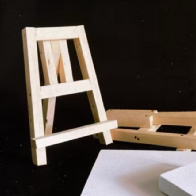 

Standing easel 30cm x 20cm