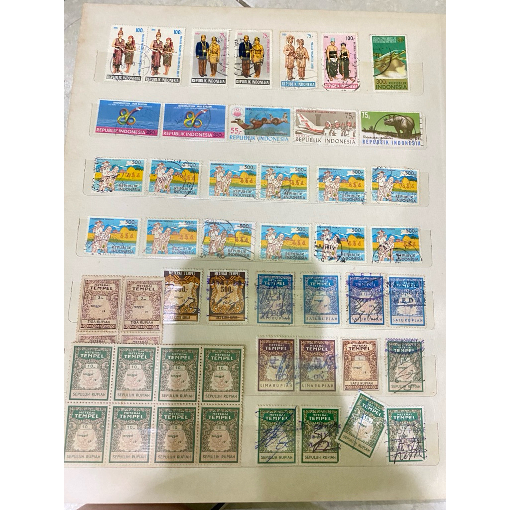 

PERANGKO PRANGKO INDONESIA 48 PC (1 SET) KOLEKSI KUNO ANTIK REPUBLIK INDONESIA