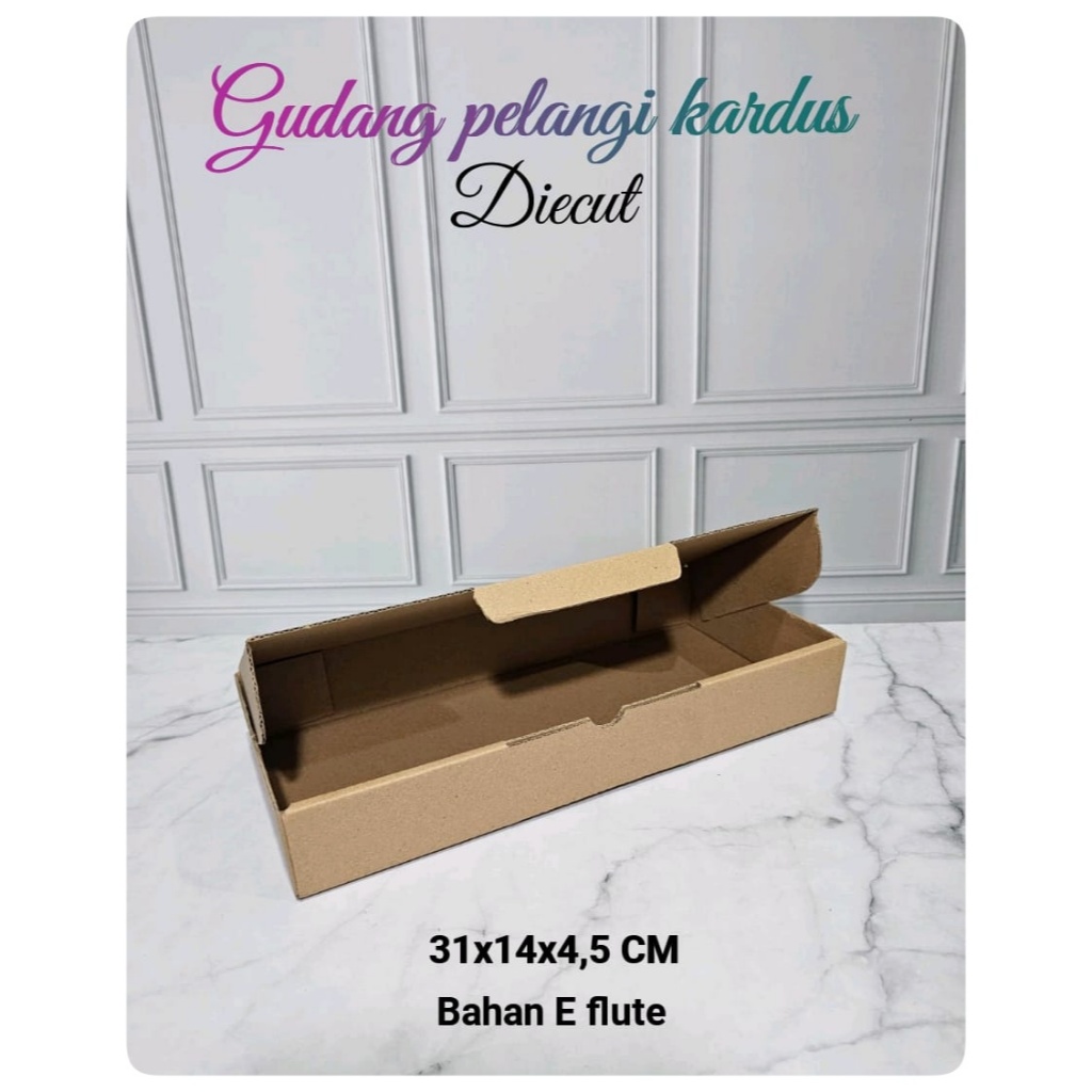 

kardus karton box uk.31x14x4,5 cm...model die cut/pizza