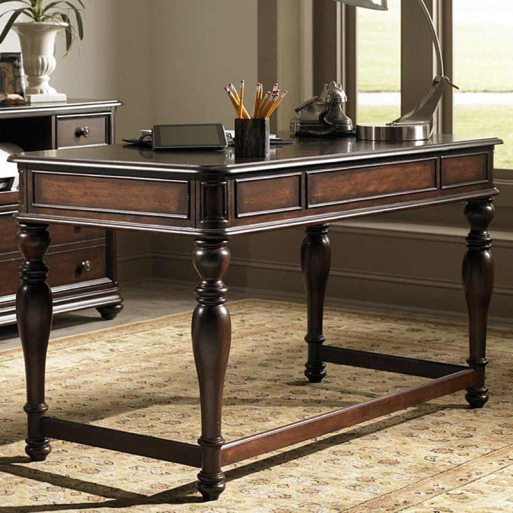 Meja kerja klasik kayu jati kokoh meja kantor elegan mewah