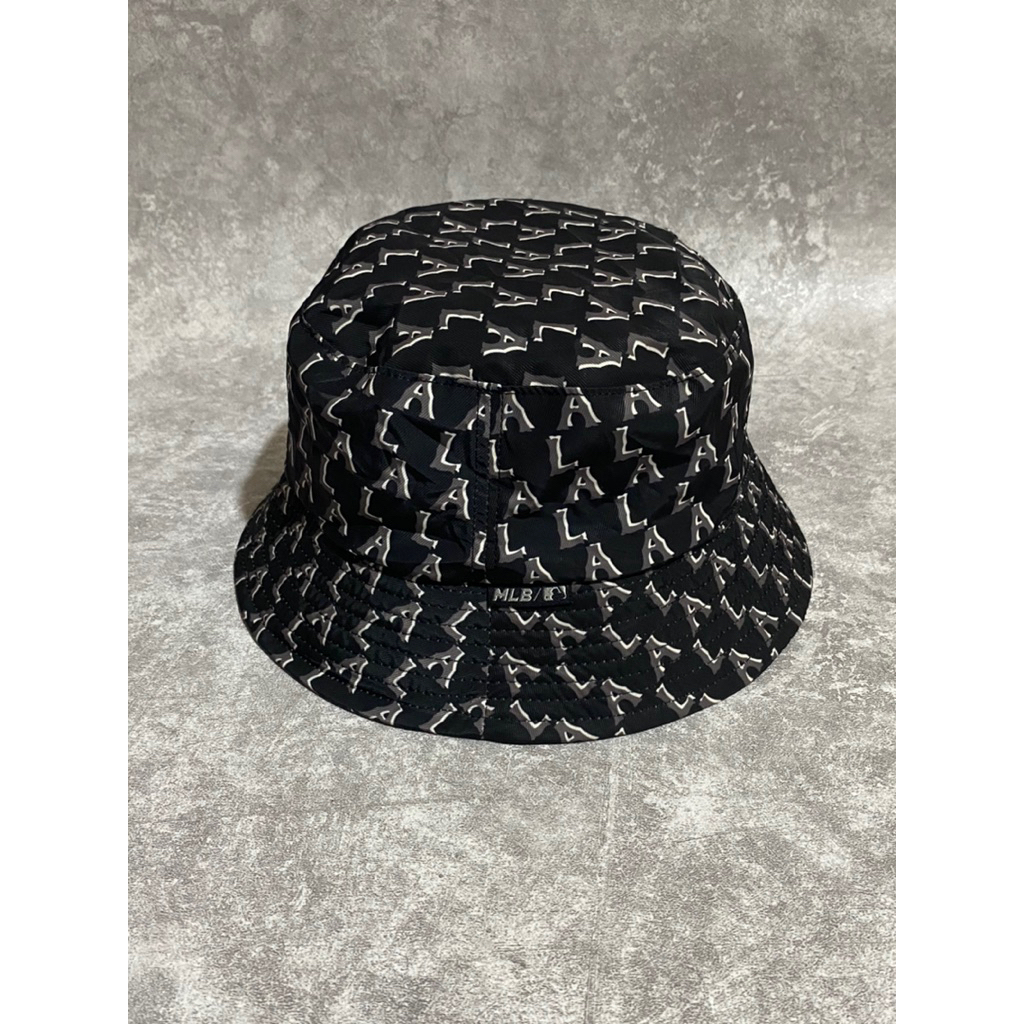BUCKET HAT MLB LA BOLAK BALIK