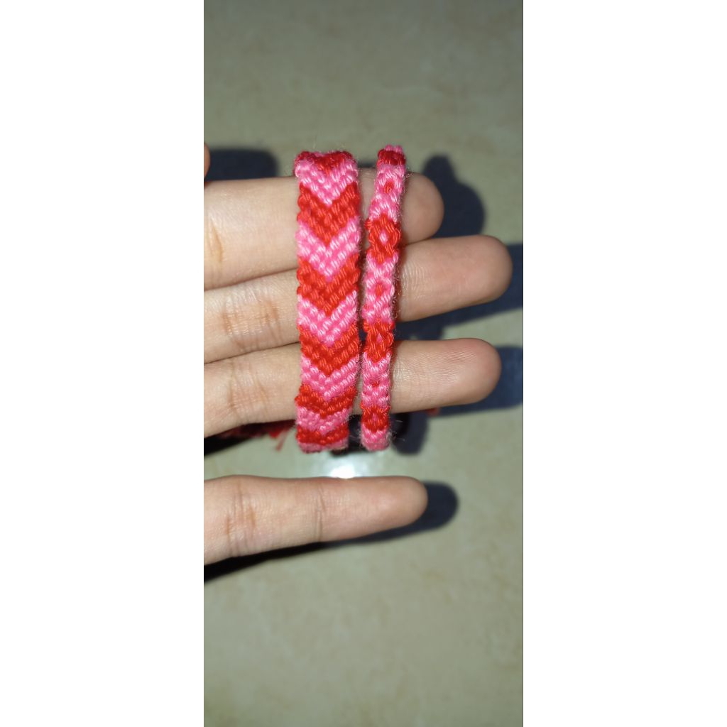 Gelang Rajut Pink | Benang Rajut