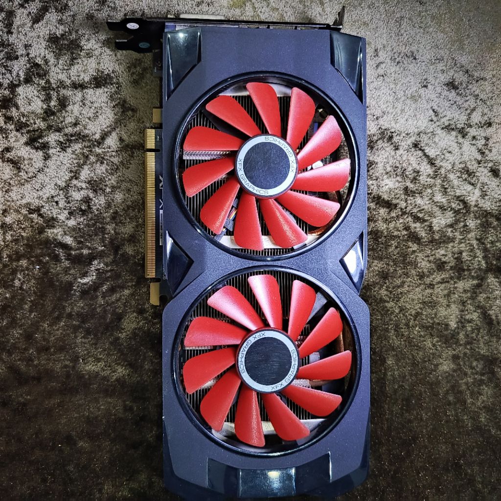 Vga Xfx Rx 570 8gb Black Edition Kondisi minus