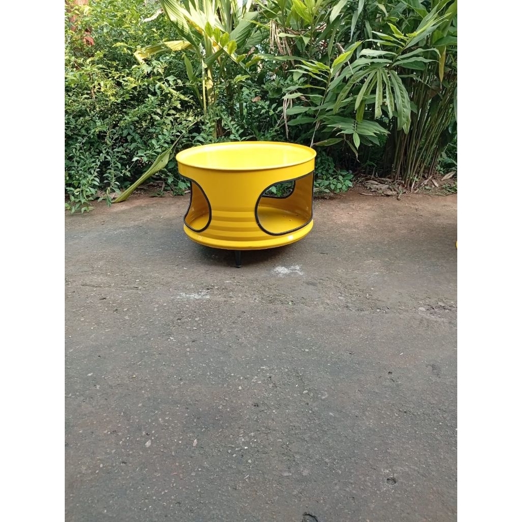 MEJA YANG TERBUAT DARI DRUM BESI [PO]