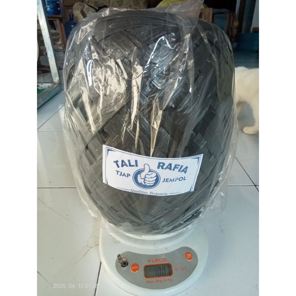 

RAFIA 1kg ful cap JEMPOL