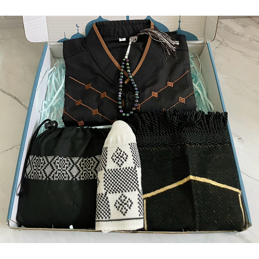 

Hampers Ulang Tahun Cowok | Albirru Package | Hampers Ulang Tahun Untuk Laki-Laki | Hampers Cowok | Kado Cowok | Birthday Gift | Bingkisan Ulang Tahun | Kado Ulang Tahun Cowok