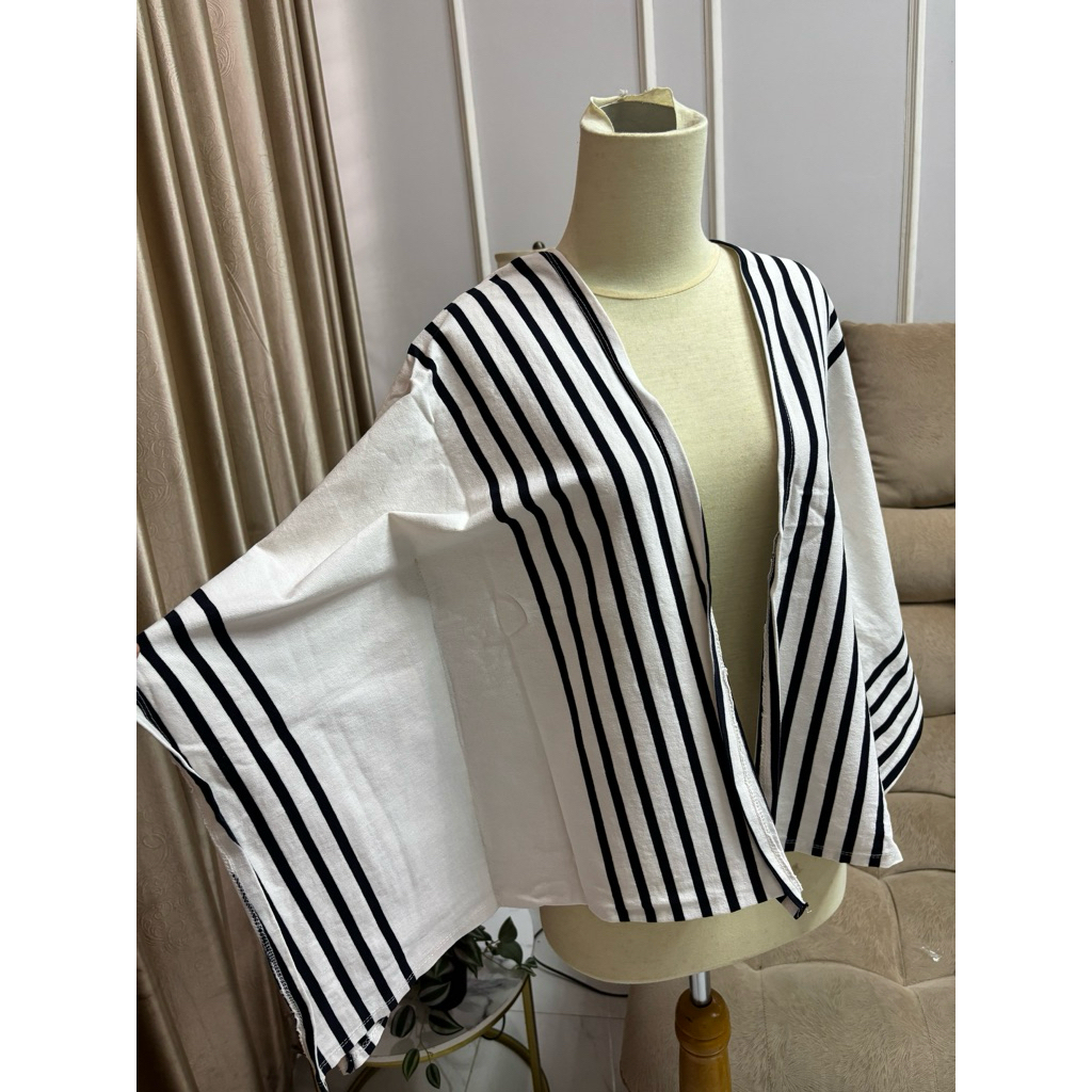 outer canvas stripe