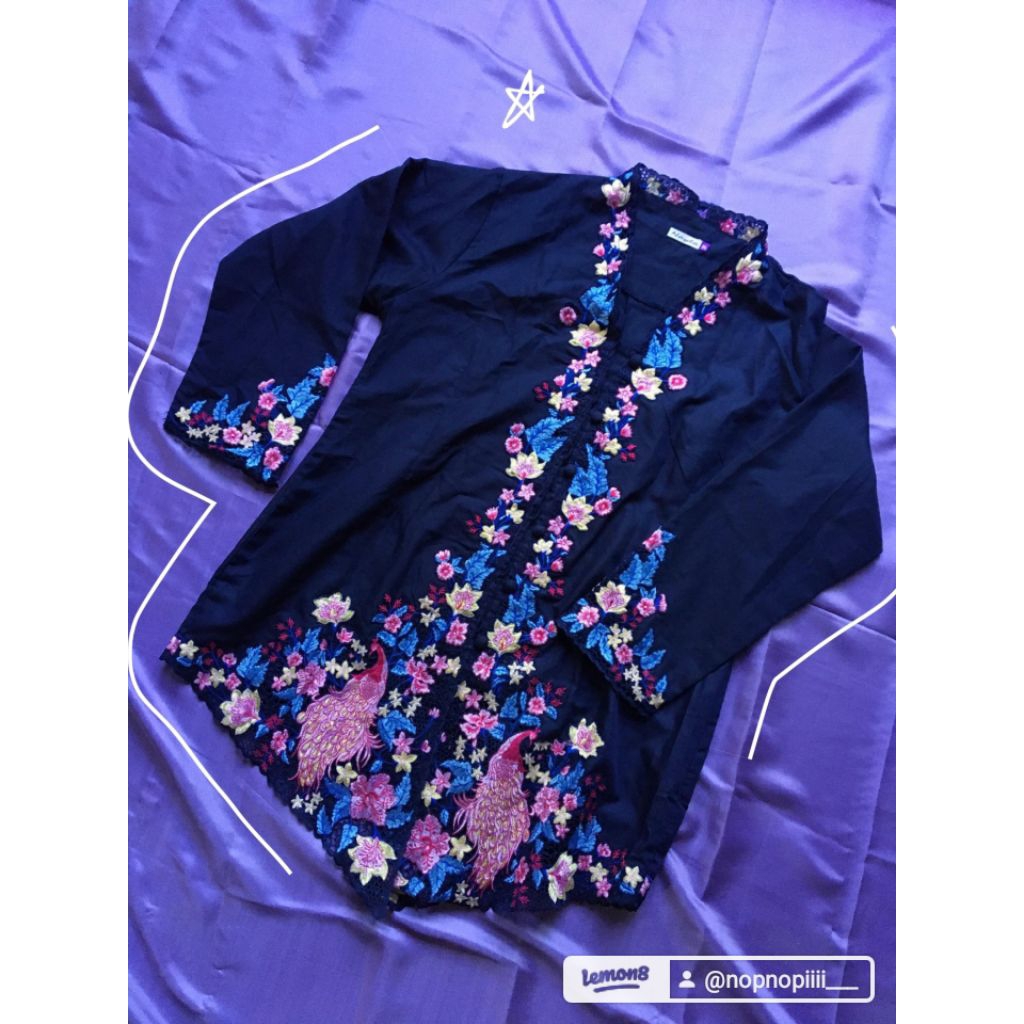 Kebaya Kain Biru Navy