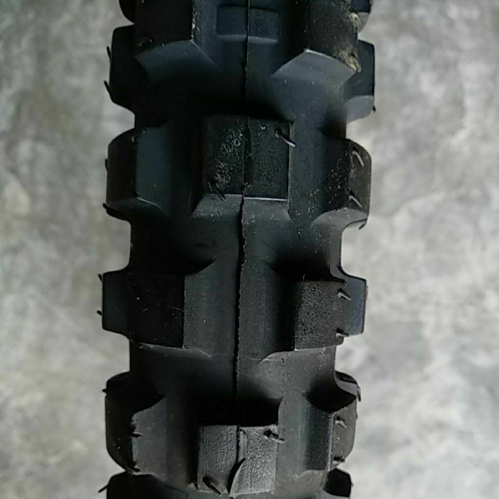 Ban Luar Sepeda Motor Hung-A MT340 (2.50-17)