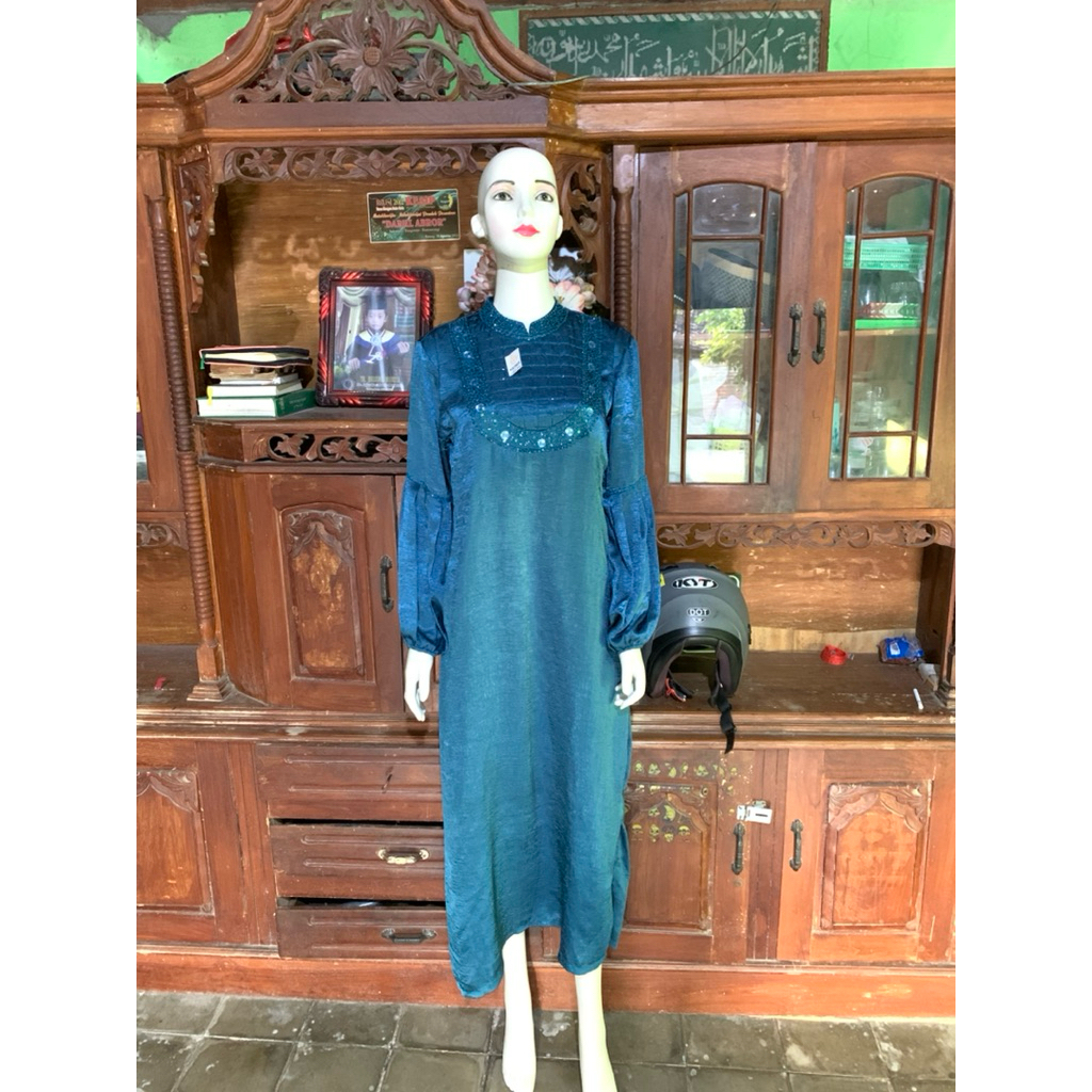 Gamis Syari Bahan Adem Tebal – Gamis Harian Wanita Muslimah Ibu & Remaja