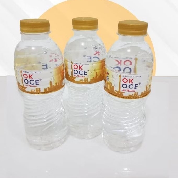 

Air mineral ok oce kemasan botol 330ml 1 dus isi 24 pcs