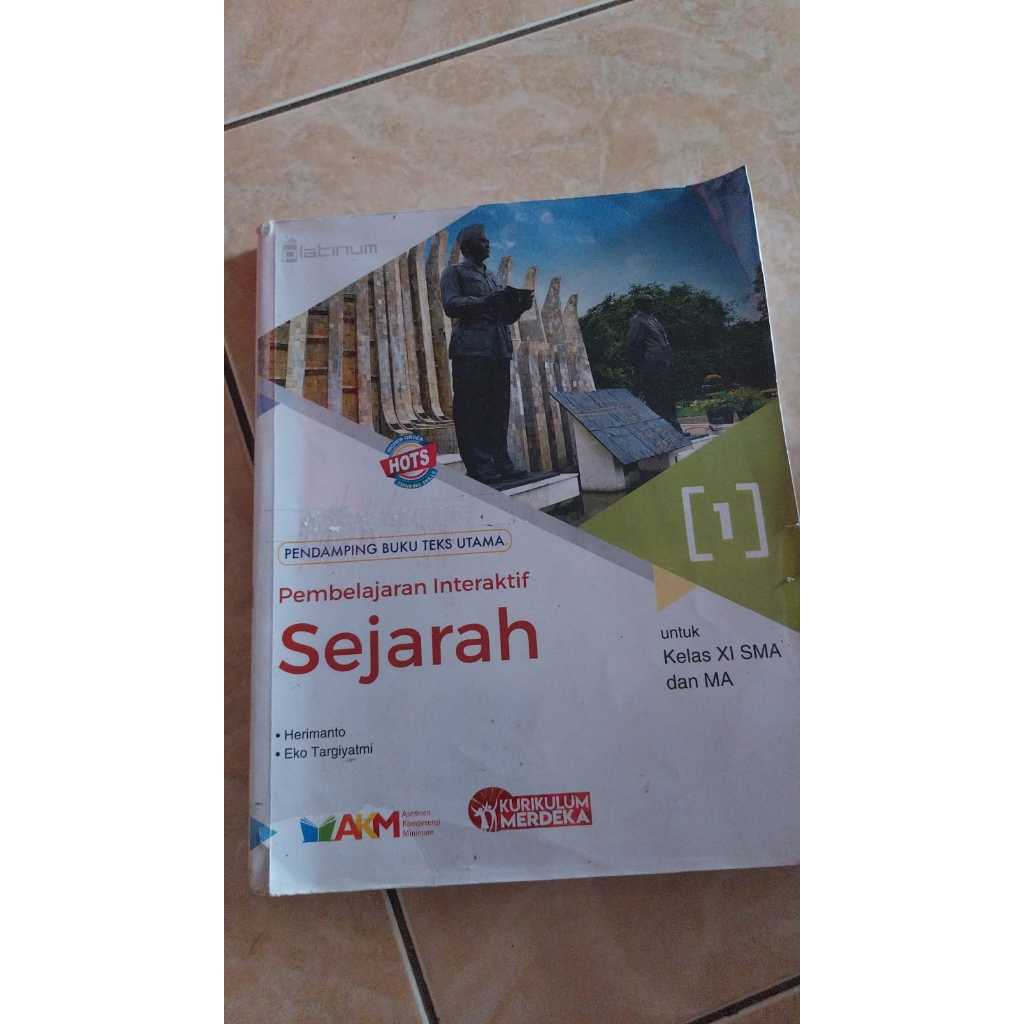 Buku Sejarah Kelas 11
