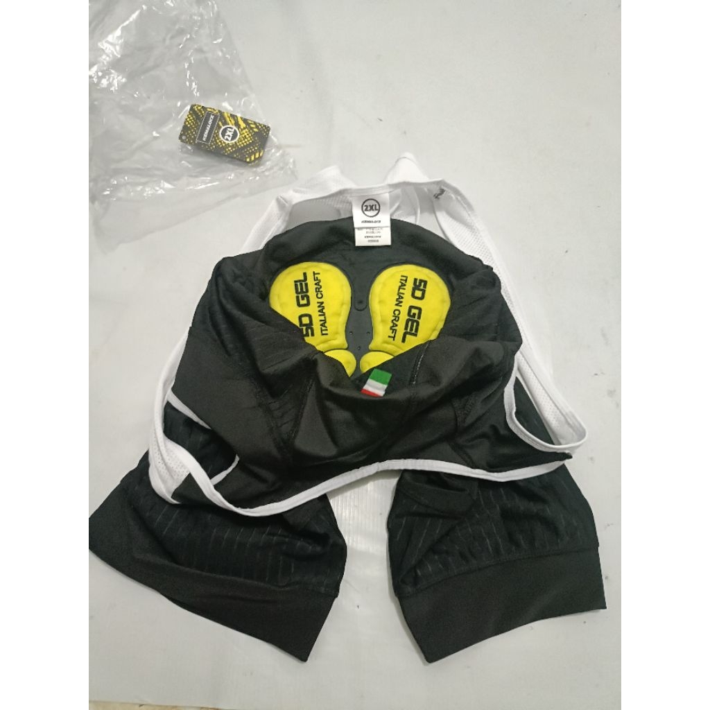 SUB JERSEY MERAH  PRELOVE DAN BIB KEMALOCE HITAM BARU