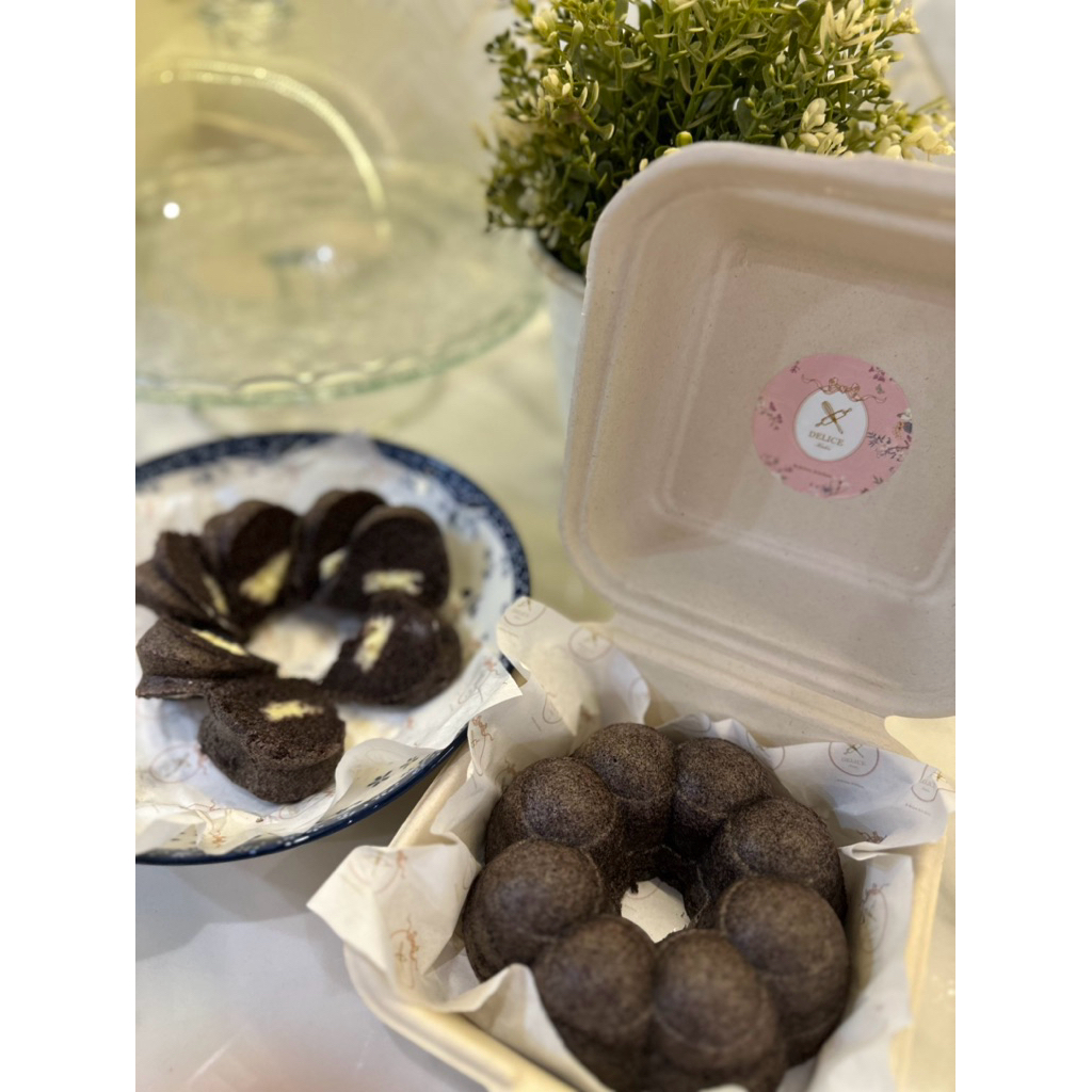 

Bolu Ketan Hitam Keju Lumer
