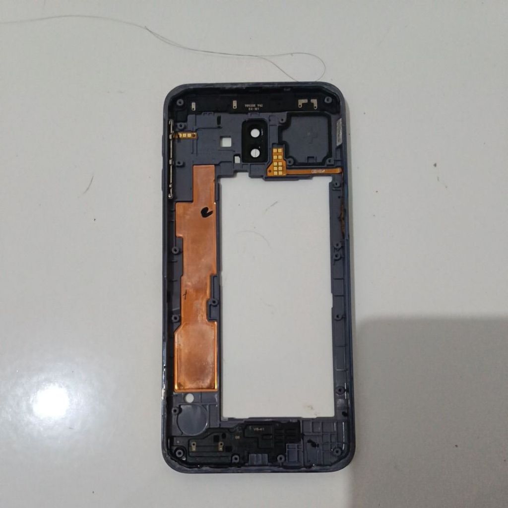 Bazzel Samsung J6 plus copotan