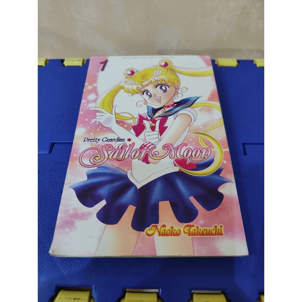 Komik Pretty Guardian Sailor Moon Sailormoon Deluxe 1 volume nomor no buku bekas preloved fiksi fant