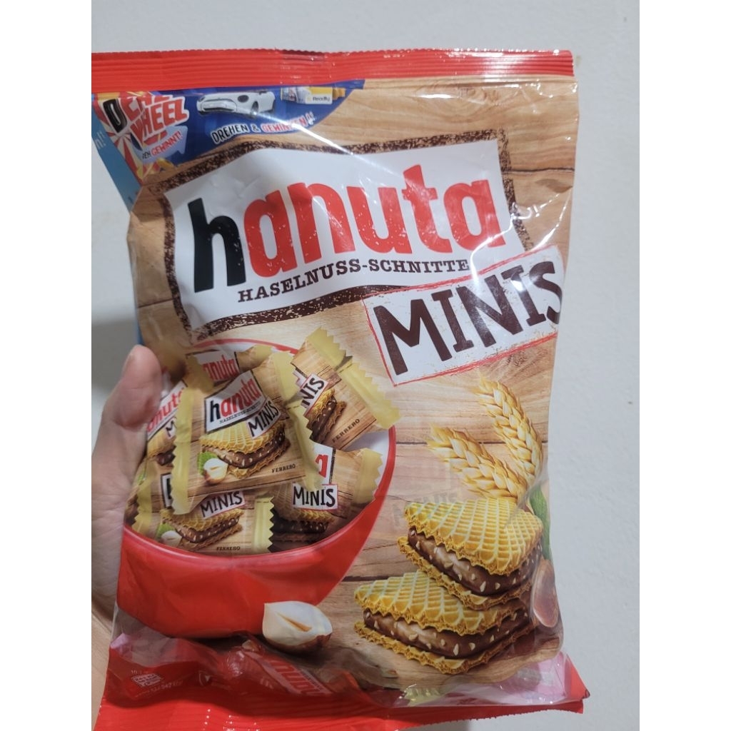 

Hanuta Minis Wafer Chocolate Hazelnut Hasslnuss Schnitte Original Singapore