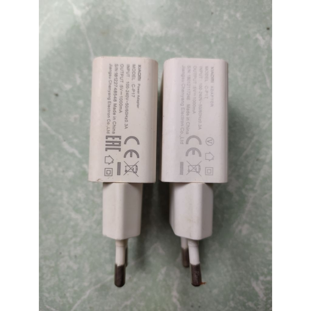 adaptor Xiaomi tam 1a ory bawaan hp (second)
