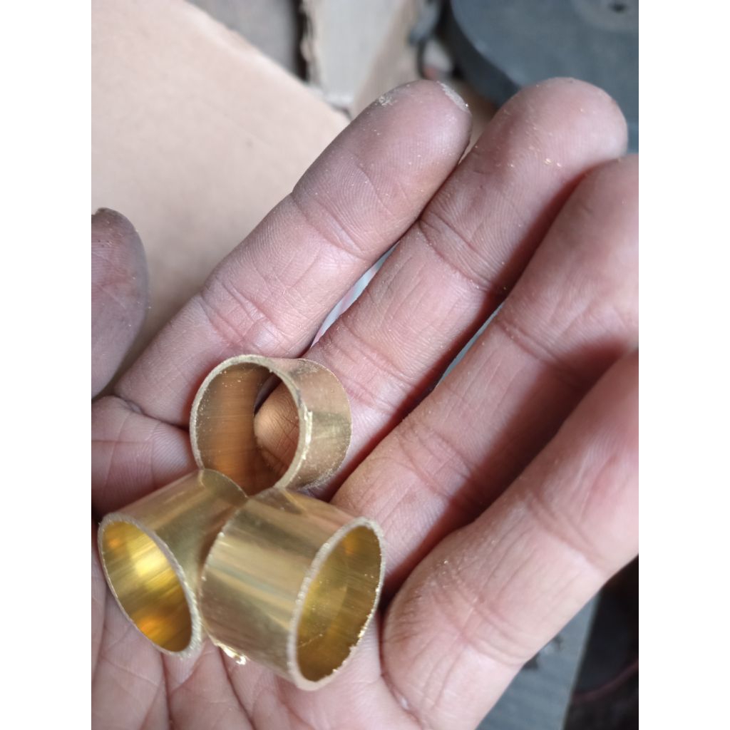 selut kuningan aksesoris pisau dapur