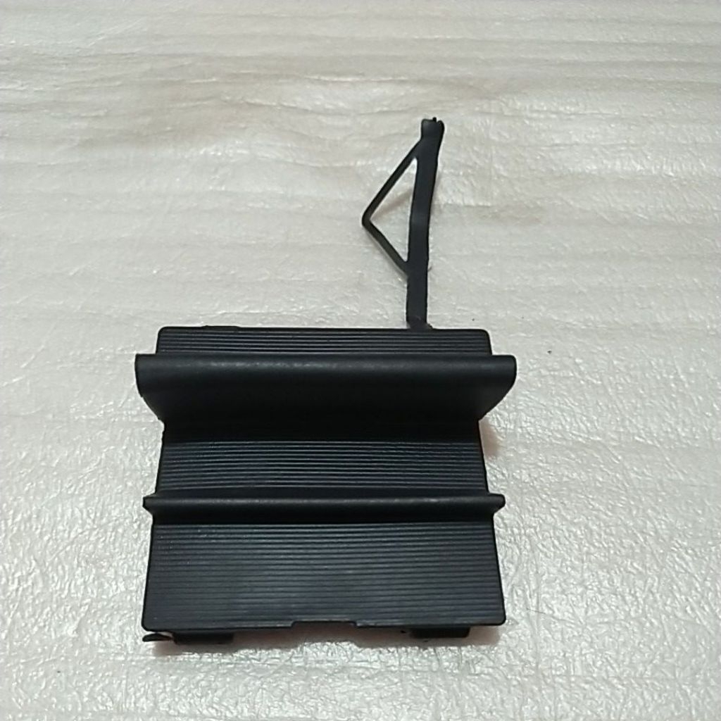 tutup derek towing bemper depan grand Max original