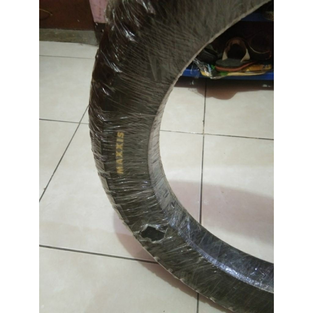 Ban luar maxxis 120/80-17