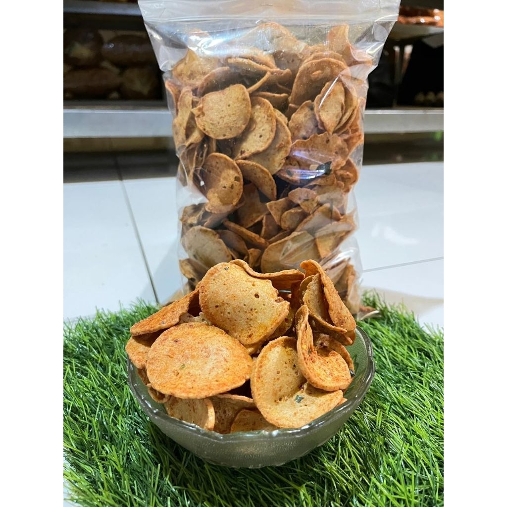 

keripik basreng koin bulat pedas daun jeruk 500gram