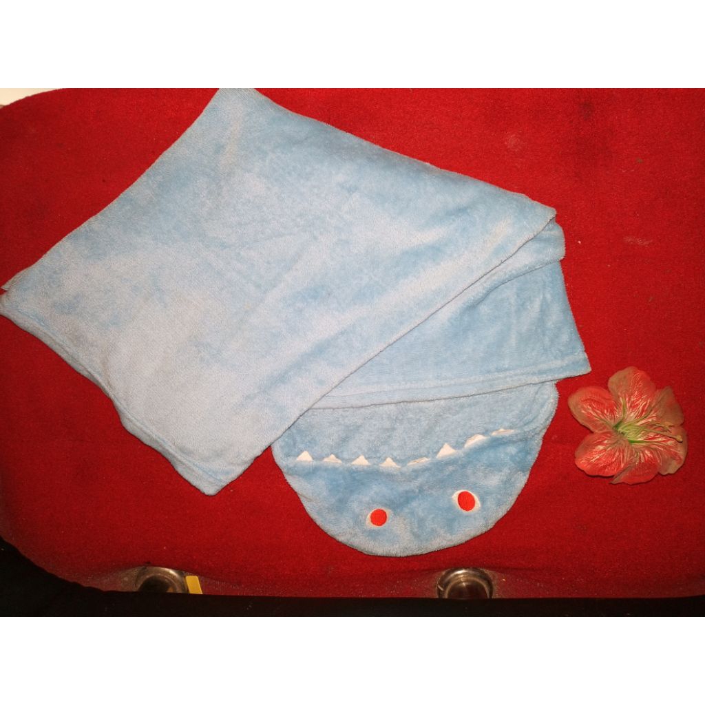 selimut bayi biru  pl
