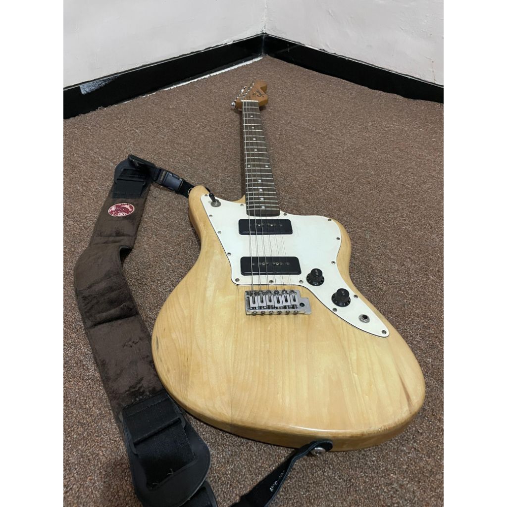 squire jazzmaster bullet