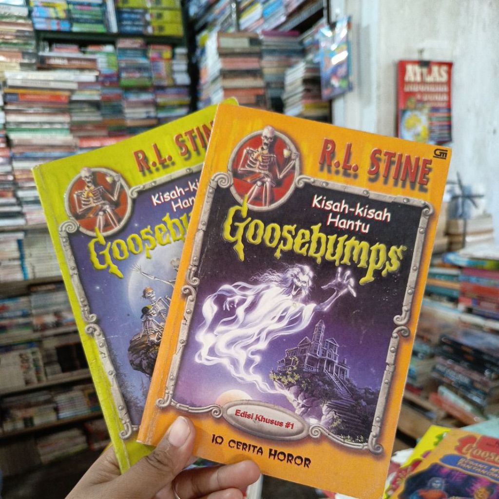Novel ori goosebumps 10 cerita horor  r.l.stine buku no 1&2