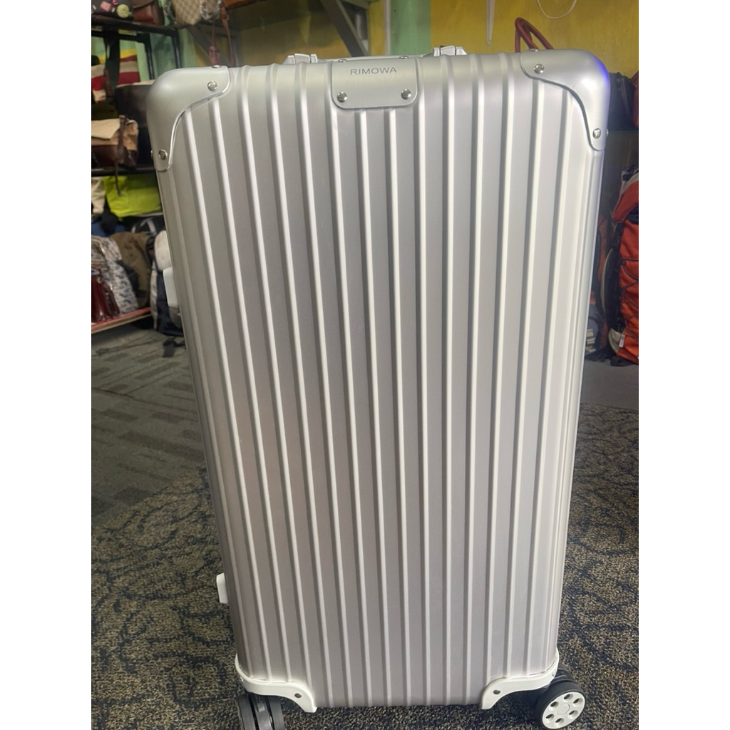 preloved rimowa trunk