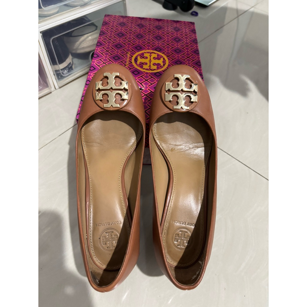 preloved sepatu tory burch