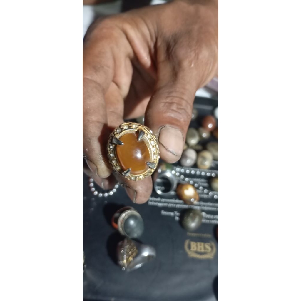 Batu akik sulaiman madu