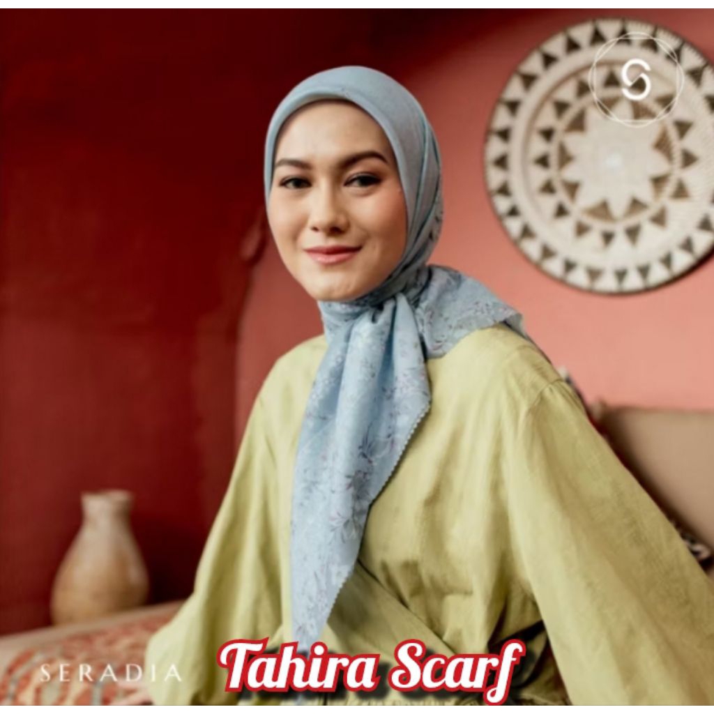 SERADIA HIJAB SEGI EMPAT TAHIRA