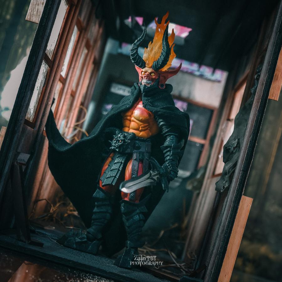 Custom Wired Cape Hoodie Kitbash McFarlane Mythic Legion SHF Mezco