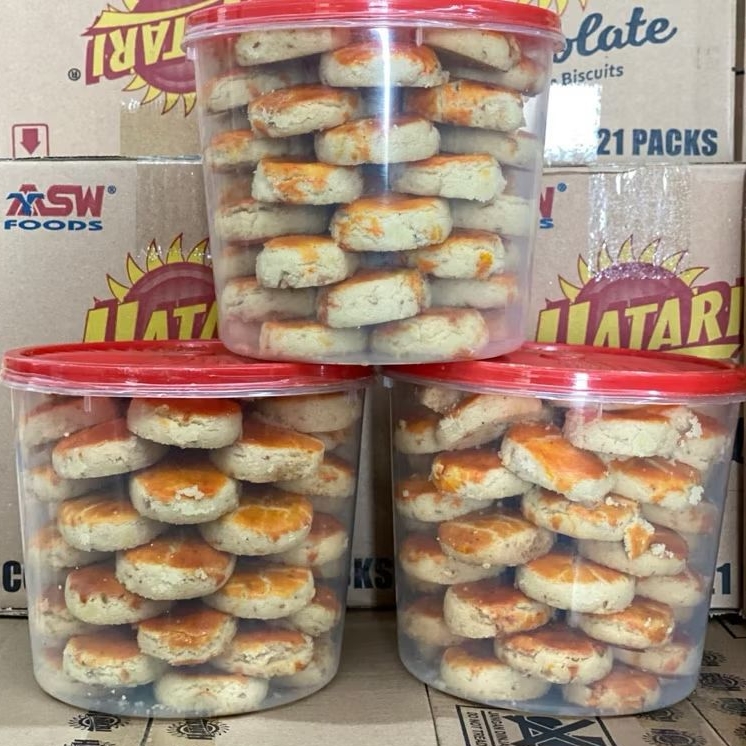 

Kue Lebaran Kue kacang toples enak